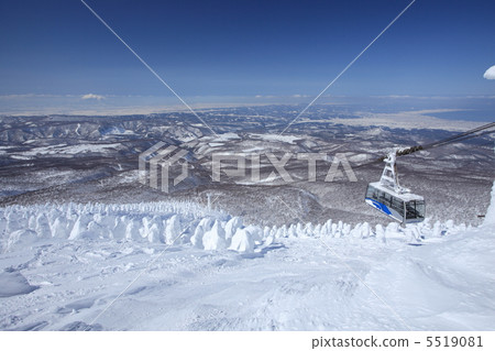 Rape of Hakkoda mountain 5519081