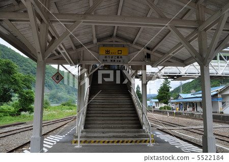JR East Yamada Line · Iwaizumi Line Moeicho Station JR East Yamada Line · Iwaizumi Line Moeicho Station 5522184