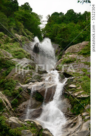 Kiigoro的瀑布 5522304