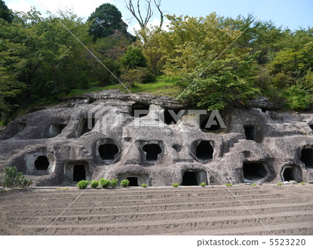 Nagaoka Hundred Holes Kofun Nagaoka Hundred Holes Kofun 5523220