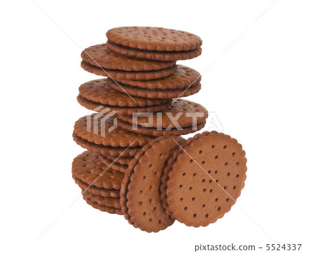 chocolate biscuit isolated 5524337