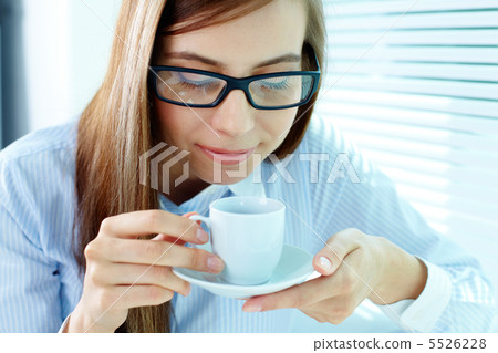 Drinking coffee Drinking coffee 5526228