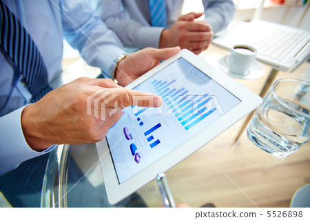 Contemporary business 5526898