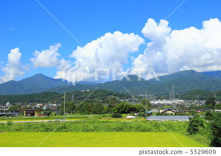 伊娜山谷 伊娜山谷 5529609