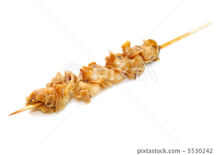 Grilled tuff shellfish on skewers Grilled tuff shellfish on skewers 5530242