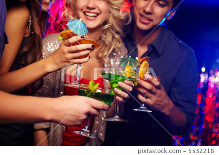 Drinking cocktails Drinking cocktails 5532218