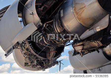 飛機發動機 5536395