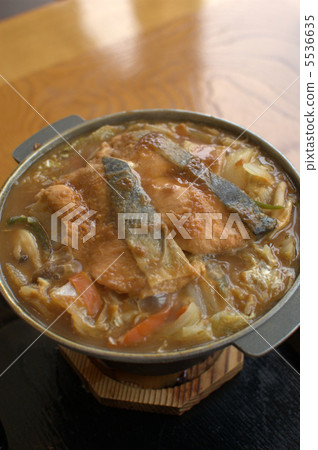 promptly-fried salmon 5536635