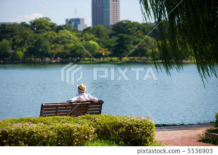 微風 放鬆 年長 5536903