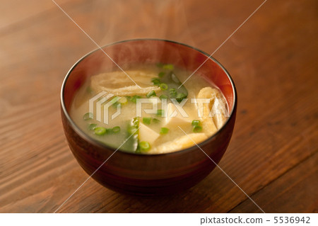 Miso soup 5536942
