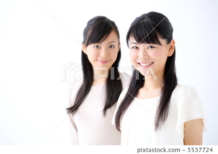 Two women Two women 5537724
