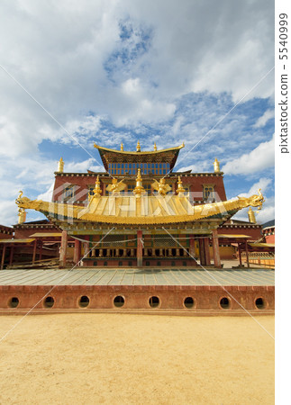 songzanlin tibetan monastery, shangri-la, china 5540999