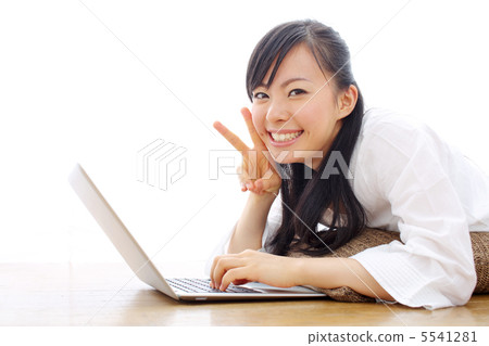 Girls using laptops 5541281
