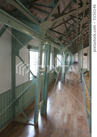 gymnasium gymnasium 5550146