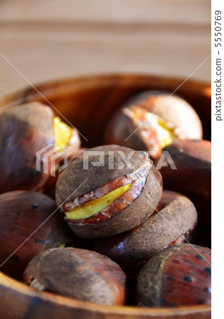 烤栗子 5550769