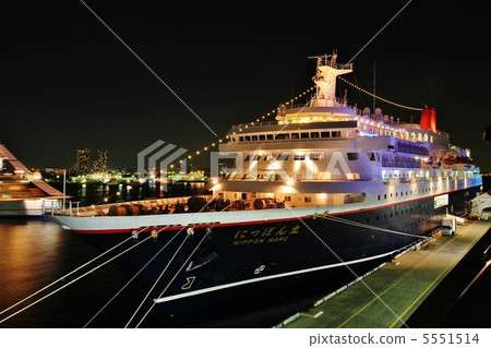 Nippon Maru and night view Nippon Maru and night view 5551514