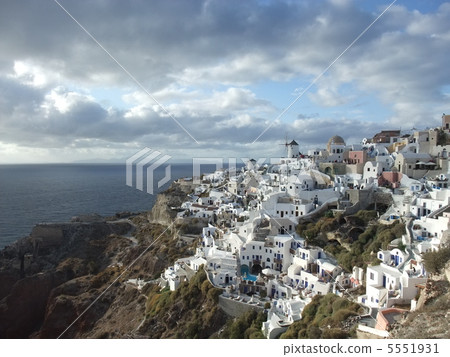 希臘聖托里尼島伊亞的白色房屋 5551931