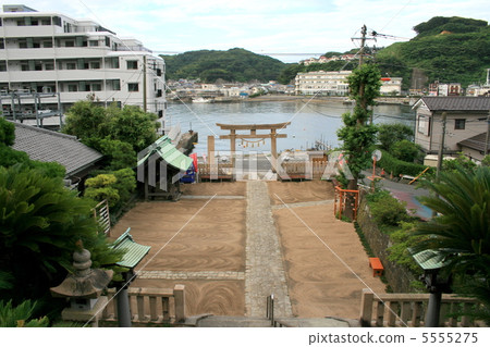 Visit the shrine of Yokosuka's 100 favorites 5555275