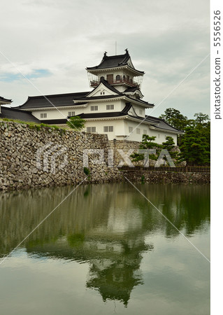 Walking Toyama · Toyama Castle Ruins Park Walking Toyama · Toyama Castle Ruins Park 5556526