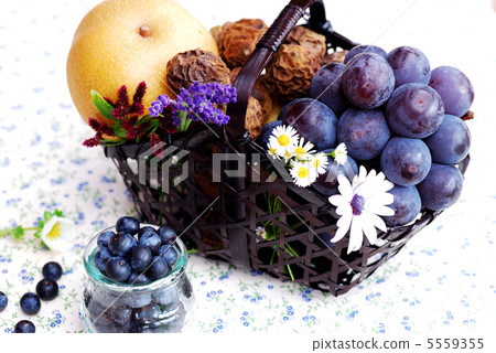 Autumn taste 5559355
