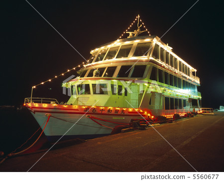 十和田湖的船 5560677