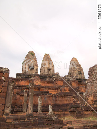 Pre-Loop Temple of World Heritage Angkor Monument Pre-Loop Temple of World Heritage Angkor Monument 5561673