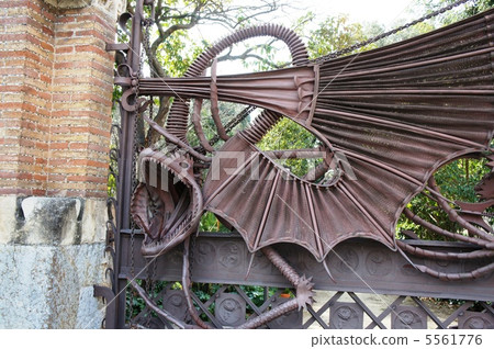 Spain Barcelona Guell Buddha Finca Guell Spain Barcelona Guell Buddha Finca Guell 5561776