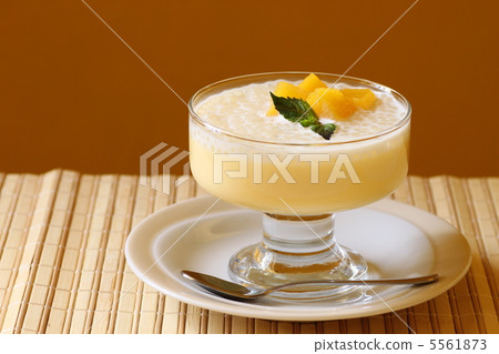 珍珠粉芒果布丁 珍珠粉芒果布丁 5561873