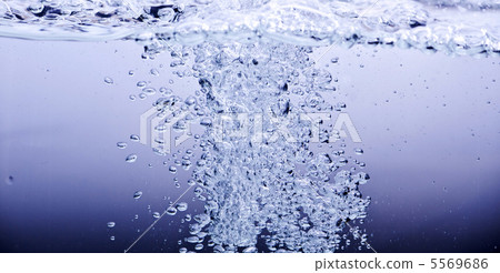 fresh clean water splash 5569686