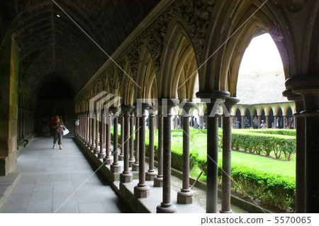 蒙特 - 聖米歇爾 5570065