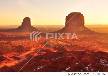 金色紀念碑谷 5570197