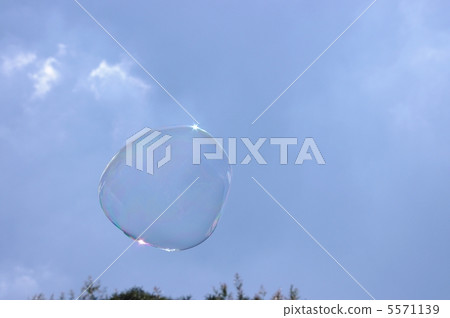 Distortion bubbles 5571139