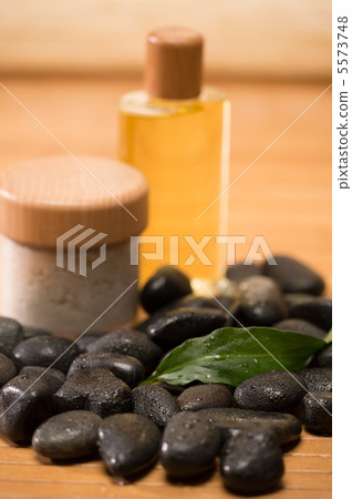 Spa zen stones with salt and oil Spa zen stones with salt and oil 5573748