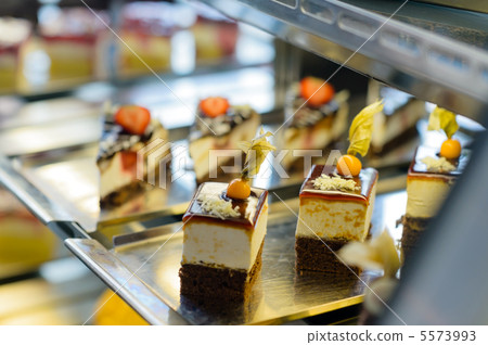 Cake and pastry in window display canteen Cake and pastry in window display canteen 5573993