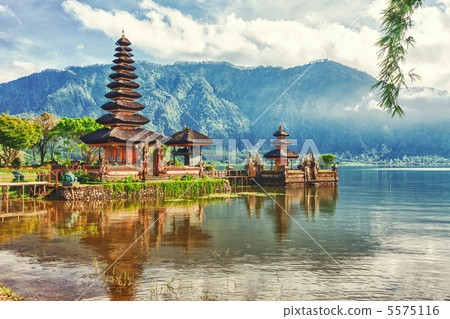 Pura Ulun Danu Pura Ulun Danu 5575116