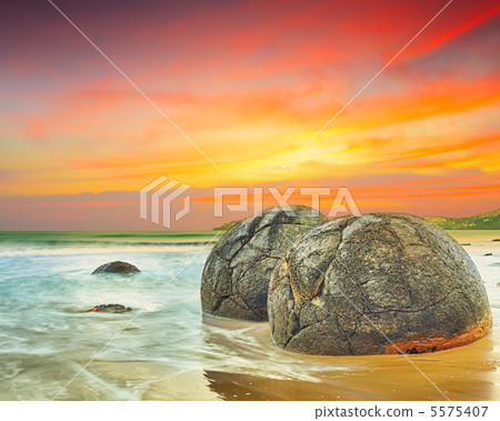 Moeraki Boulders 5575407