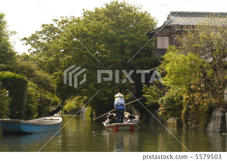 Sightseeing · Fukuoka Yanagawa's river descent early summer 2 Sightseeing · Fukuoka Yanagawa's river descent early summer 2 5579503