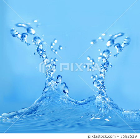 water splashing 5582529
