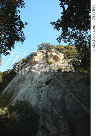 Kumano Kodo flower cave 5582695