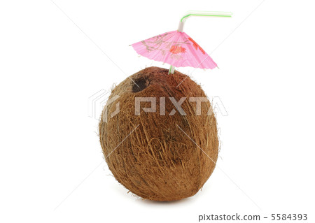 Coconut cocktail 5584393