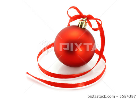 Red Christmas ball with ribbon Red Christmas ball with ribbon 5584397