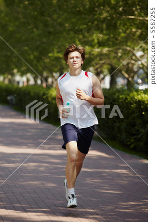 Jogging man Jogging man 5587255