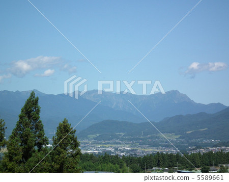 谷川山 谷川山 5589661