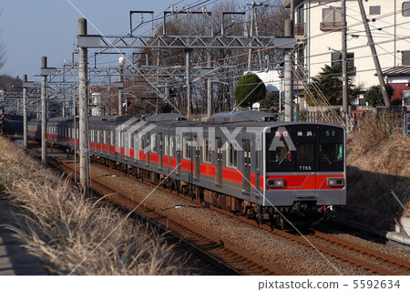 Sagami Railway 7000 series 5592634