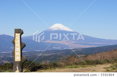 Takinoshi Yamaen的富士山 Takinoshi Yamaen的富士山 5592864