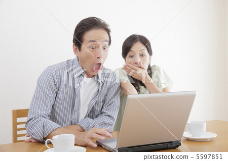 已婚夫婦的生活方式 5597851