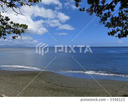 Tahiti Lafayette Beach Tahiti Lafayette Beach 5598121