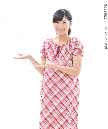 年輕的女士白背 5598208