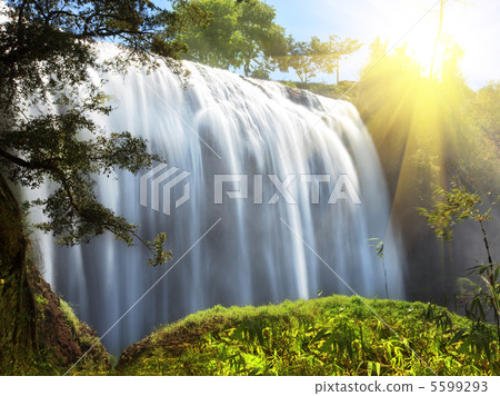 Elephant waterfall Elephant waterfall 5599293