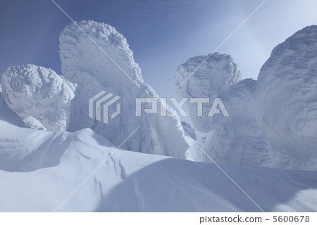 Rape of Hakkoda mountain Rape of Hakkoda mountain 5600678